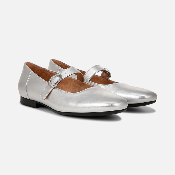 Naturalizer Shoes Women’s 7 Kelly Mary Jane Flat Silver Leather Metallic - Picture 1 of 10